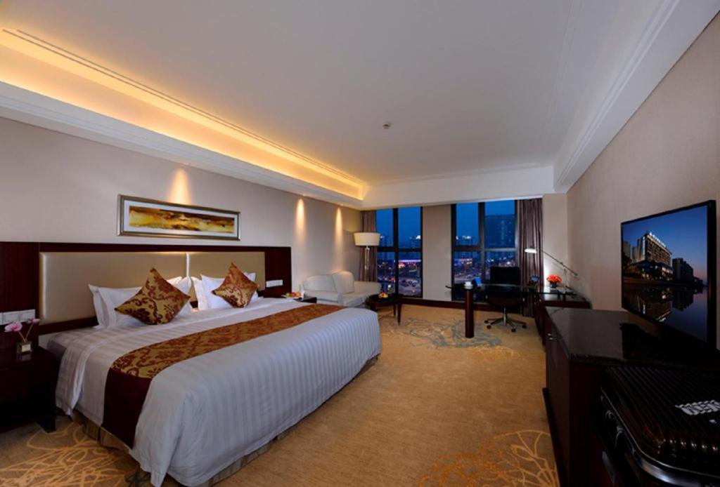 Shuguang International Hotel Kunshan Kunshan  Zewnętrze zdjęcie
