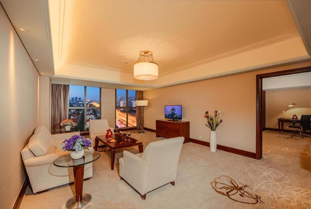 Shuguang International Hotel Kunshan Kunshan  Zewnętrze zdjęcie